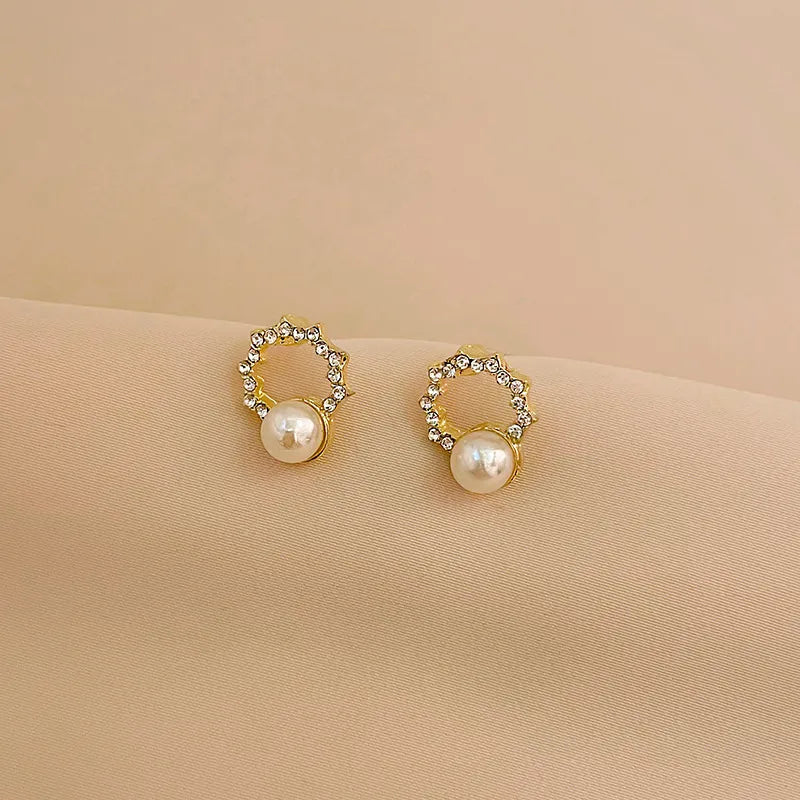 White pearl silver star Earrings