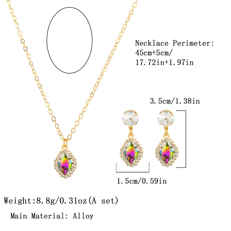 Elegant Gold and Green Pendant Necklace and Earring Set