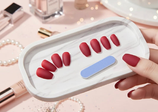 Red Vintage Style press on