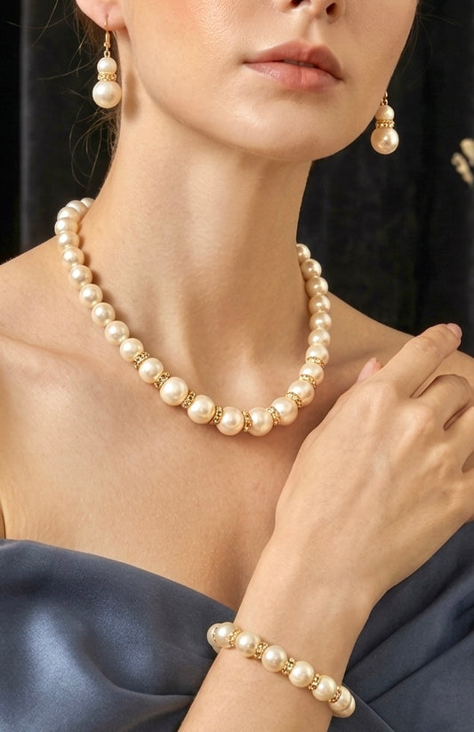 White pearl and gold set