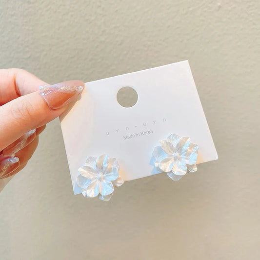 All White Flower Earring
