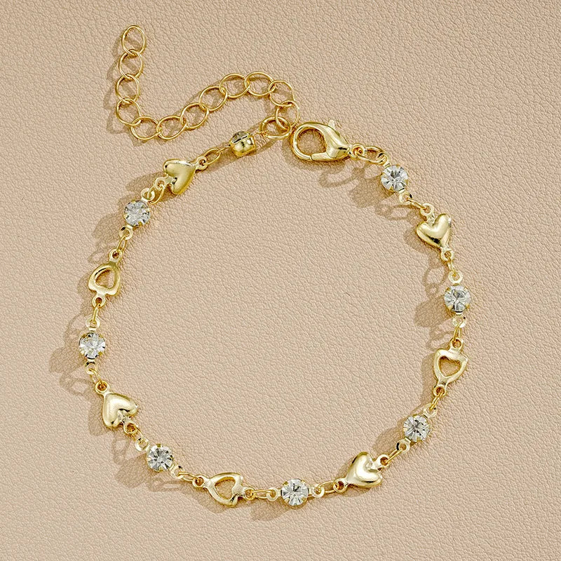 Silver heart shaped alloy bracelet
