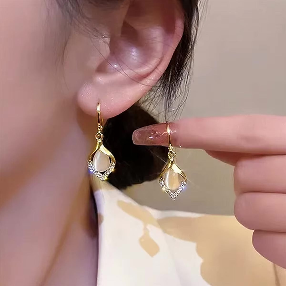 Sparkling Gold and Pearl Drop Earrings