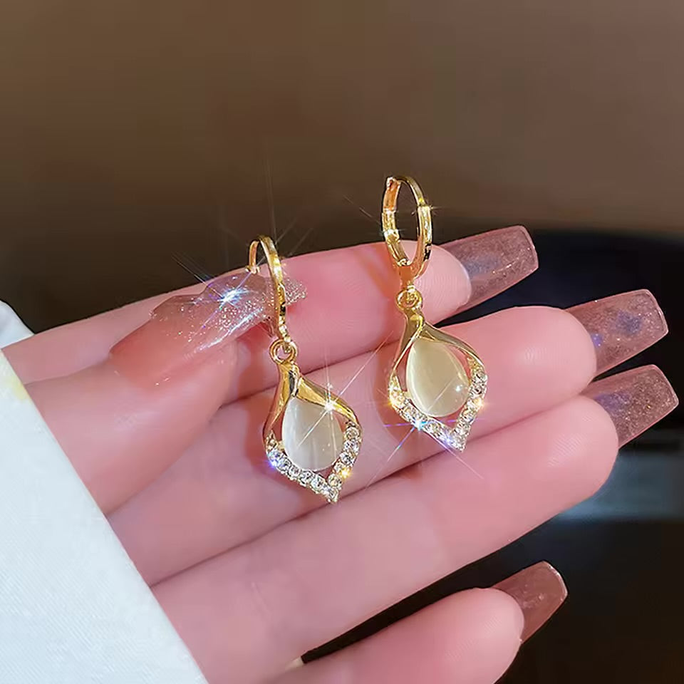 Sparkling Gold and Pearl Drop Earrings